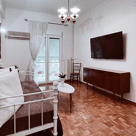 Vintage 2-Bedroom Apt In The Heart Of The City Atény Exteriér fotografie