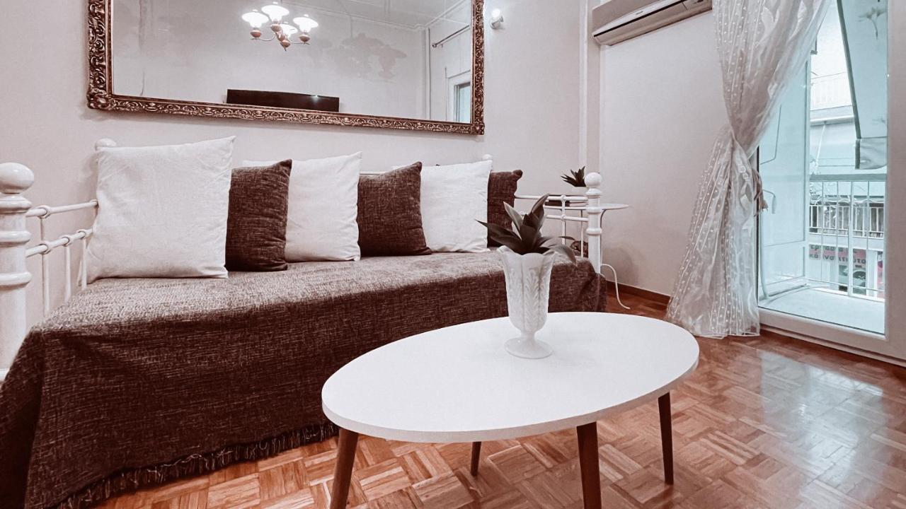 Vintage 2-Bedroom Apt In The Heart Of The City Atény Exteriér fotografie