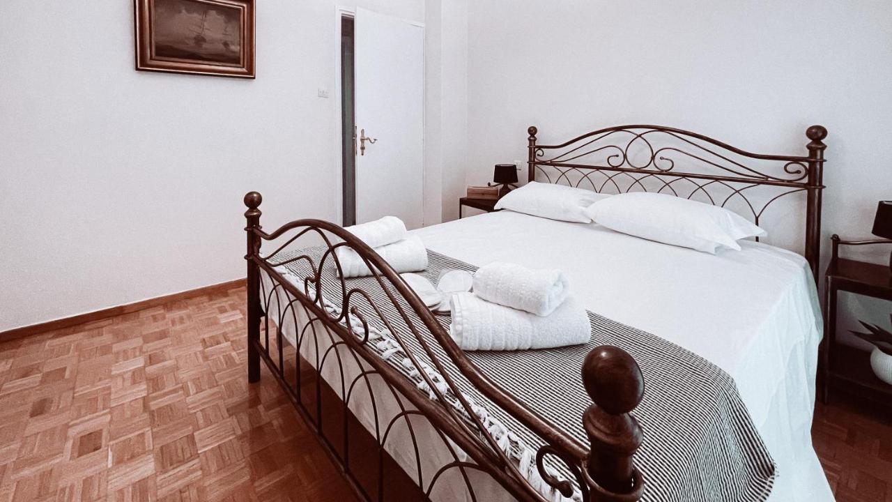 Vintage 2-Bedroom Apt In The Heart Of The City Atény Exteriér fotografie